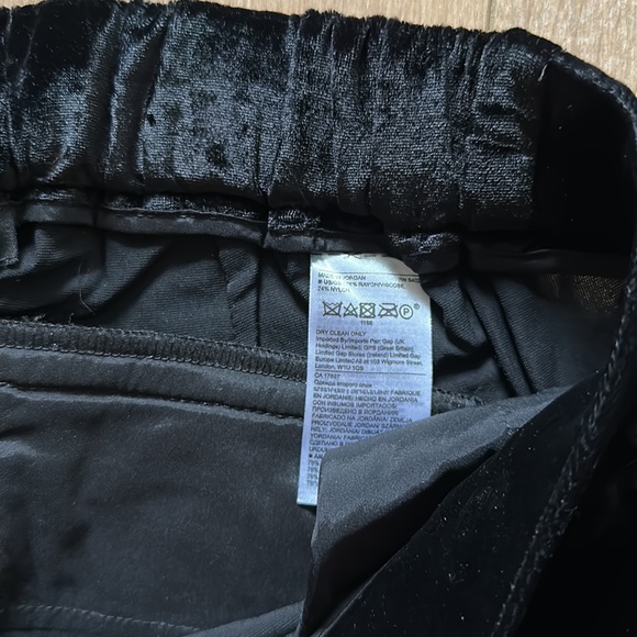 Banana Republic Velvet Pant - Picture 3 of 4